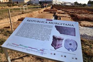 El Ejido redescubre su pasado con nuevas expediciones en Almería
