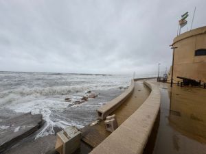 El Ejido exige al Gobierno central que agilice los espigones de Balerma suprimiendo las trabas ambientales
