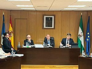 El PP de Roquetas exige un modelo migratorio basado en el empleo y la legalidad