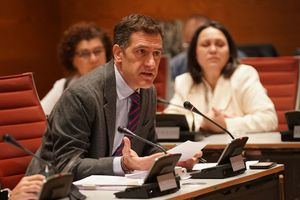 Castellón señala al Gobierno como culpable del "gran apagón"