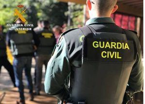 Aparece calcinado el coche de la banda de Adra tras elevarse a cinco los heridos en el tiroteo de Jaén