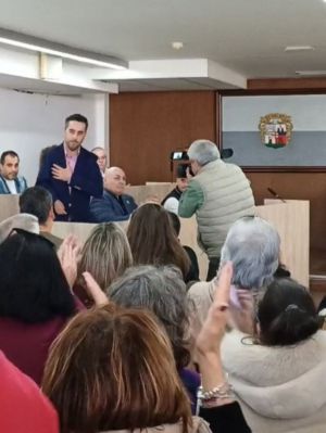 El TSJA mantiene a Álvaro Ramos como alcalde de Garrucha al rechazar la suspensión cautelar solicitada por la oposición