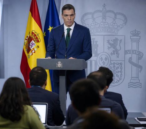 Moción de censura o artículo 102