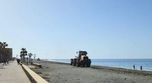 Almería estrena la temporada de playa con un sobresaliente en la calidad de sus aguas