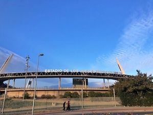 Giro en la tramitación de la Ciudad Deportiva de la UD Almería y tensión vecinal en el Pleno