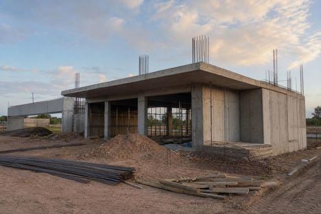 34 licitaciones desiertas y 8,5 M€ en obras paralizadas por la escalada de costes