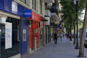 El PIB per cápita en Almería se estanca en 78%
