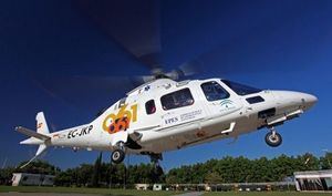 Traslado en helicóptero a Sevila de los heridos graves del incendio de Los Gallardos