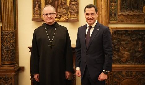 Moreno destaca la conexión entre Andalucía y Cataluña en un evento cultural