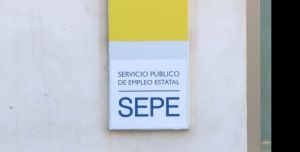 Almería contribuye al recorte del paro en una Comunidad que lidera la bajada en el país