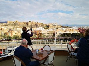 Almería es la peor valorada por los turistas en Andalucía