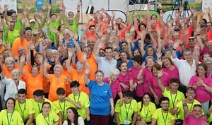 Moreno destaca el papel de los mayores en Andalucía para un futuro próspero