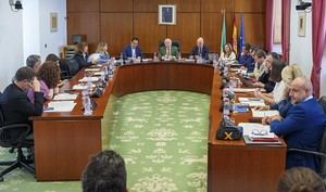 Ayudas a víctimas de Adamuz convalidadas por el Parlamento andaluz