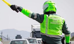 Accidente en AL-14 causa grandes retenciones en Almería