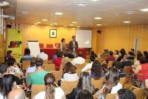 Salud Forma a profesionales para la promoción de hábitos saludables entre adolescentes