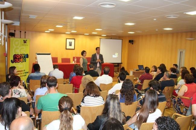 Salud Forma a profesionales para la promoción de hábitos saludables entre adolescentes