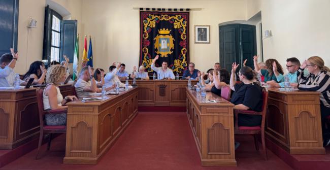 El alcalde de Níjar reorganiza su equipo