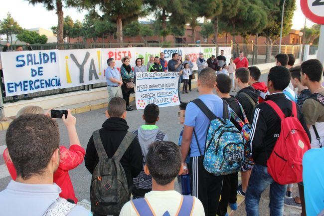 Concentración AMPA Trébol del CEIP San Agustín
