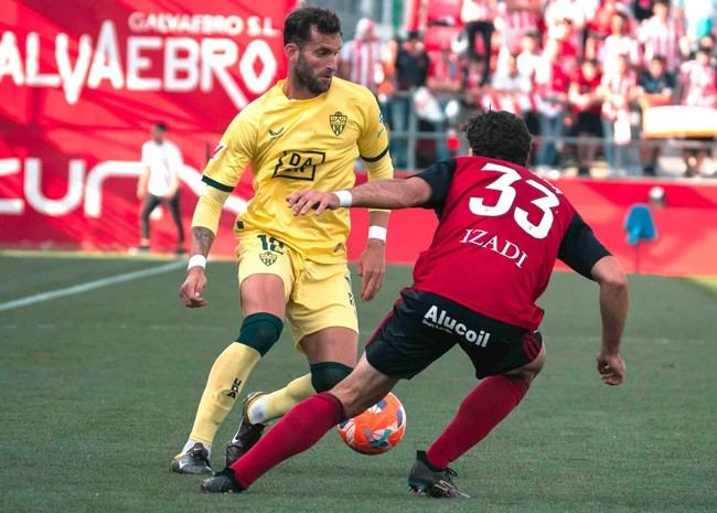 Baptistao alcanza el centenar de partidos con la UD Almería