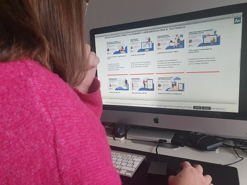 Primeros talleres formativos en teletrabajo y comercio para autónomos y comerciantes