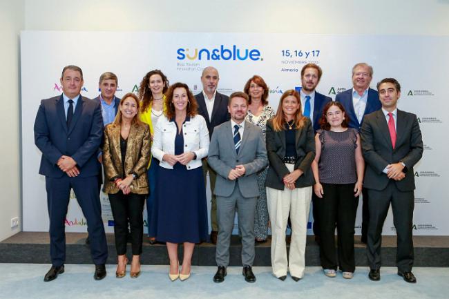 La alcaldesa preside la reunión del Consejo Asesor del Sun&Blue