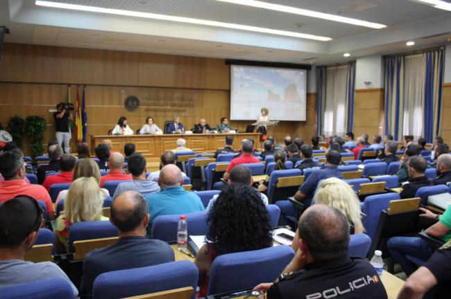50 llamadas al 016 en el primer trimestre de 2019