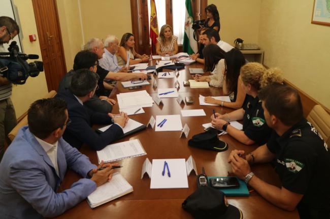Los enganches eléctricos ilegales por la marihuana pueden llegar al 80% en algunos barrios de Almería