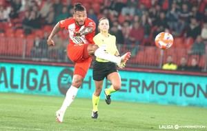 Luis Suárez brilla como goleador en la UD Almería