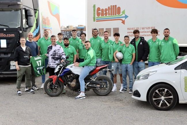 Autoescuela Castillo cierra el proyecto 24/25 con Unicaja Costa de Almería en un evento destacado