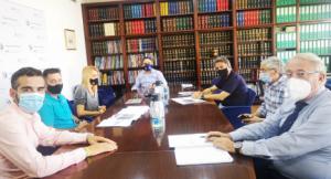 Presentan a la APA un proyecto cultural y de aventura para las Canteras del Puerto y del Califa