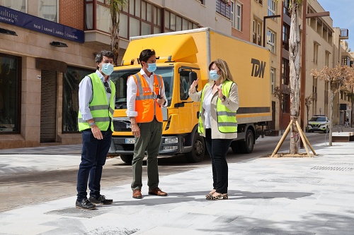 Las obras de la calle Cervantes de El Ejido a punto de acabar