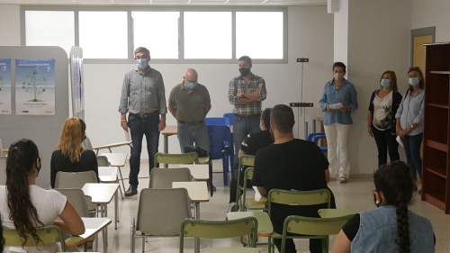 Adra recibe las primeras incorporaciones del Plan Aire