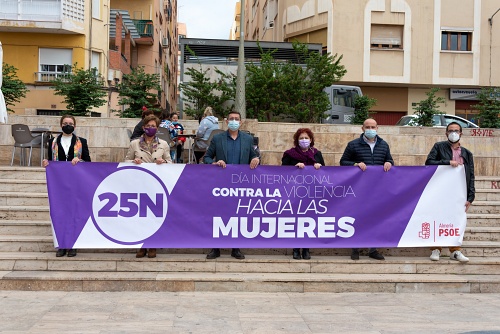 El PSOE dedica el 25N a criticar al Gobierno andaluz