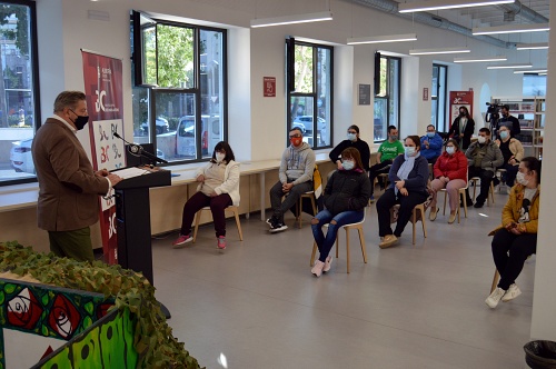 Cuentacuentos para Asalsido en la Biblioteca Central por el Día de la Discapacidad
