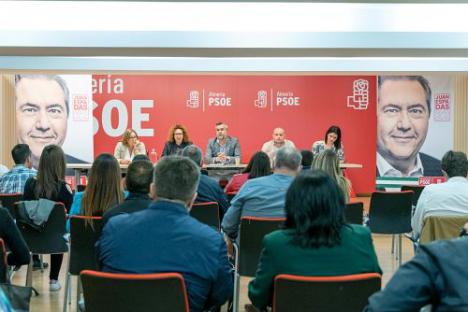 Lorenzo encabeza la candidatura del PSOE a las autonómicas