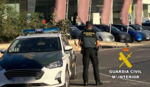 Desarticulado un grupo que compraba coches de lujo con identidades falsas