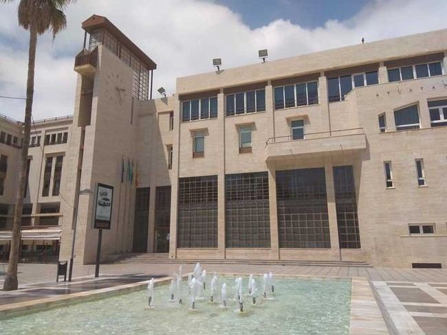 IU insta al Ayuntamiento de El Ejido a aprovechar medidas financieras del Ministerio de Hacienda