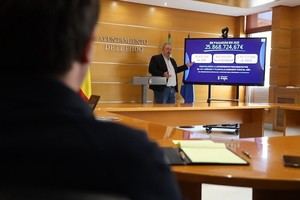 El Ejido logra ser un Ayuntamiento sin riesgo financiero en 2025