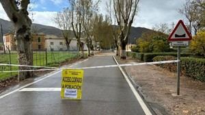 Cortes de tráfico en Fondón y Berja por la crecida del río Andarax en Almería