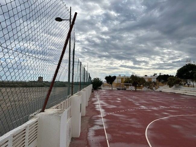 El PSOE denuncia el estado crítico del colegio de Cabo de Gata en Almería