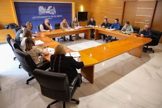 El Ejido mejorará la accesibilidad en el cementerio con nueva pavimentación