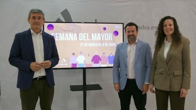 Adra celebra la Semana del Mayor con diversas actividades para los mayores