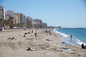 Ayuntamientos de Almería piden mejoras en playas, pero sin obras antes de Semana Santa