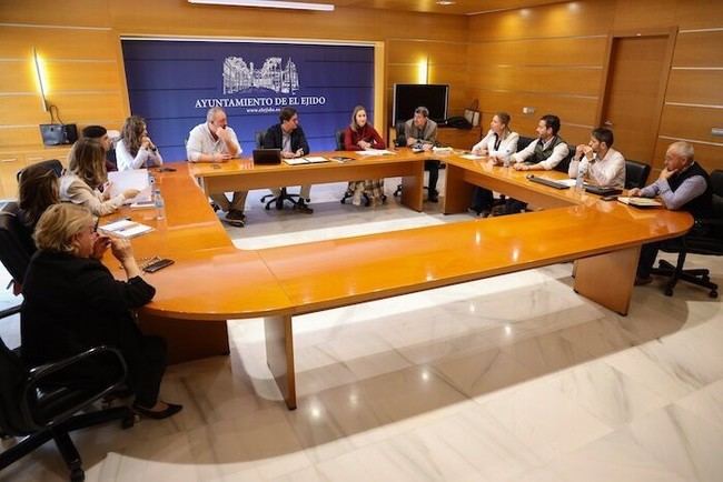 El Ejido aumentará en 100 plazas el aparcamiento junto al Campo de Rugby