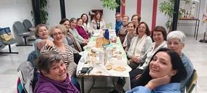 Desayuno de convivencia cierra el curso 'Cuenta Conmigo' en Dalías para mayores