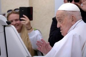 Partidos de izquierda destacan el legado social del Papa Francisco