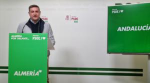 El PSOE tacha de escapismo la visita de Moreno Bonilla a Almería