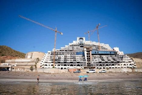 Salvemos Mojácar solicita al TSJA reactivar el pleito por el Algarrobico