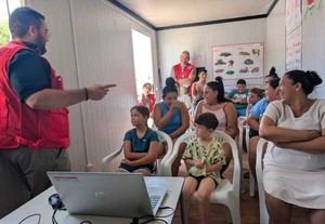 Vícar impulsa el uso responsable de la tecnología en la comunidad gitana