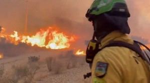 Factores climáticos agravan el incendio en Los Gallardos